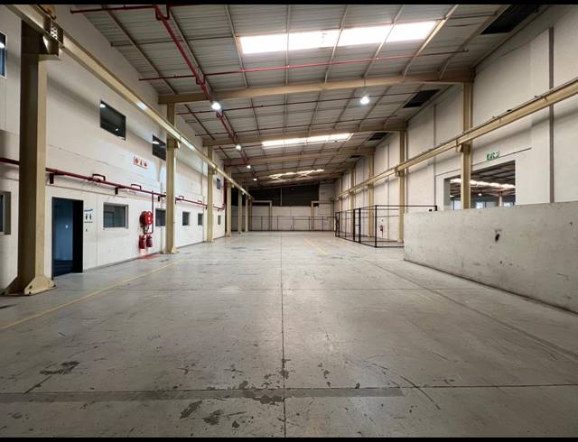6,242M² WAREHOUSE TO LET IN RANDJESPARK